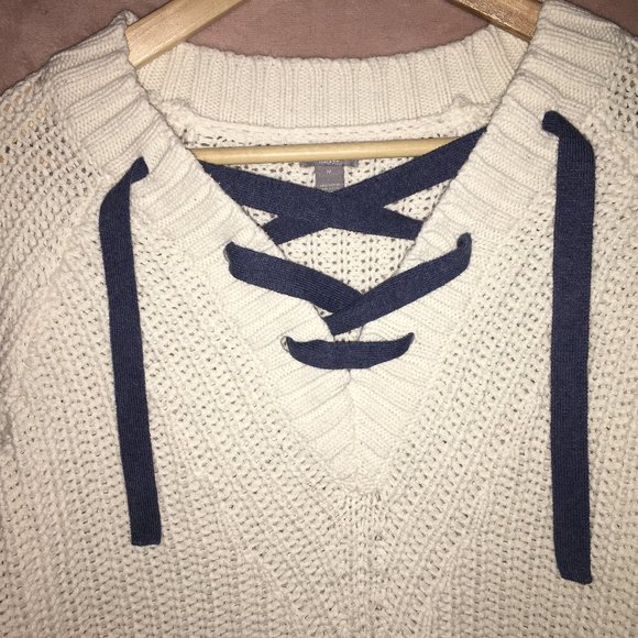 Cross Front Lace-Up Chunky Knit Sweater Plunge V - Picture 3 of 6